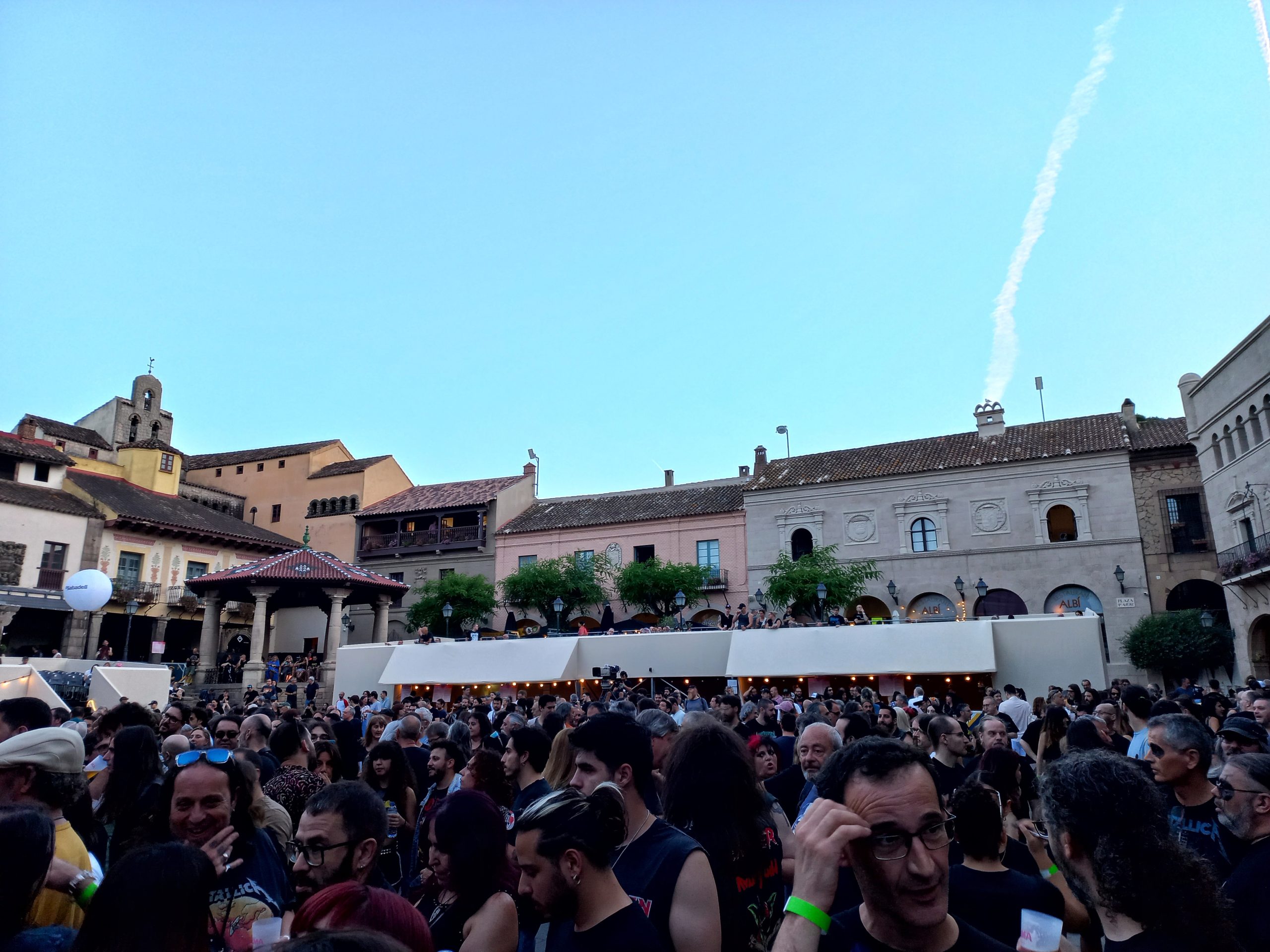 Recinto Poble Español Alma Festival Alice Cooper